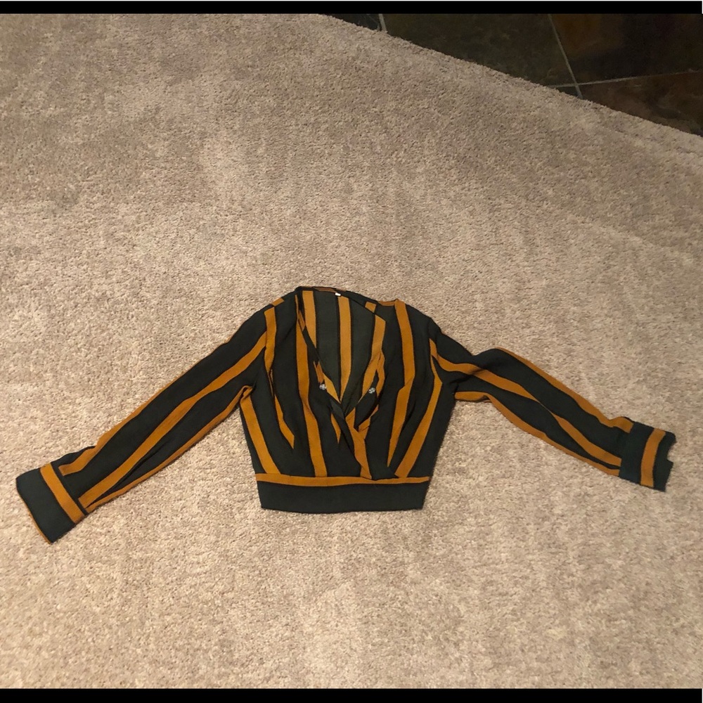 V Neck striped surplice crop top